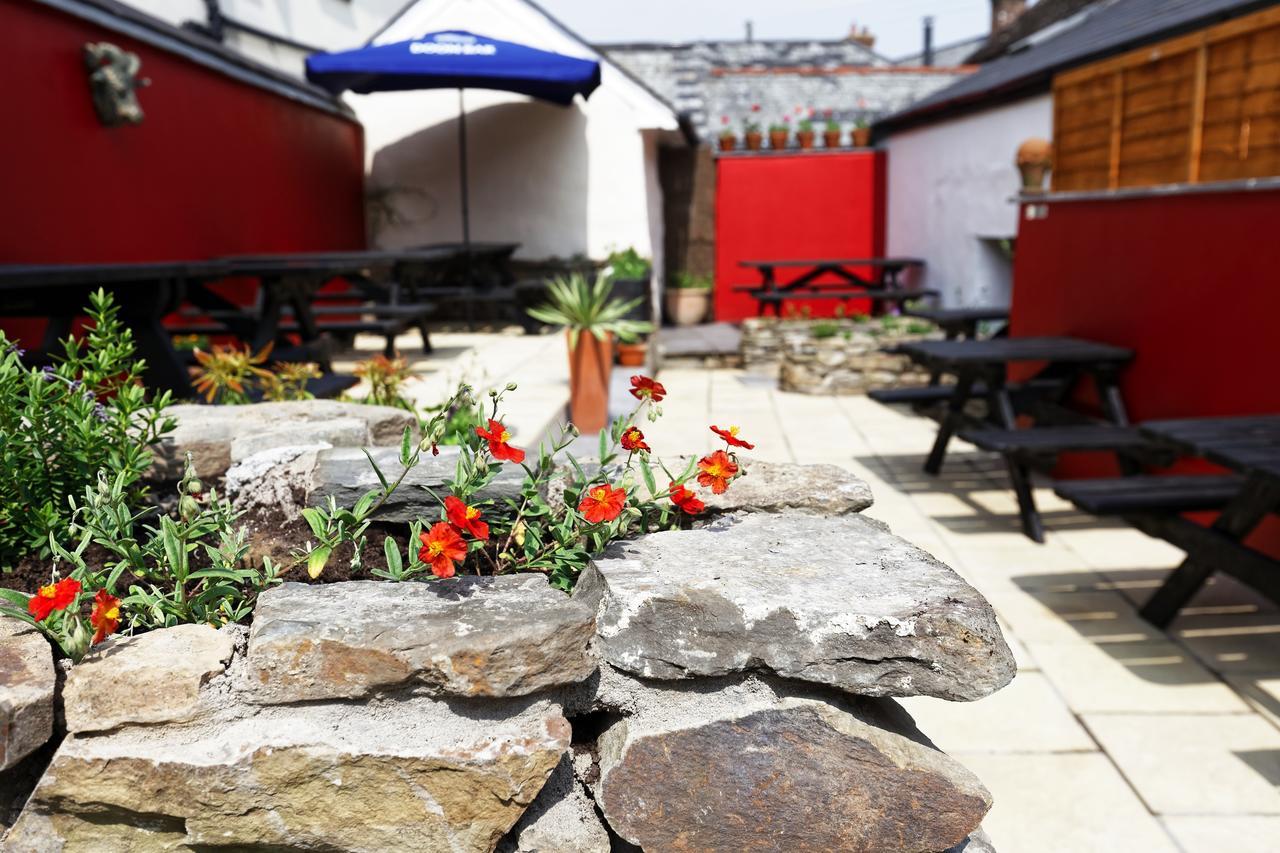 Rams Head Inn Dolton Exterior photo